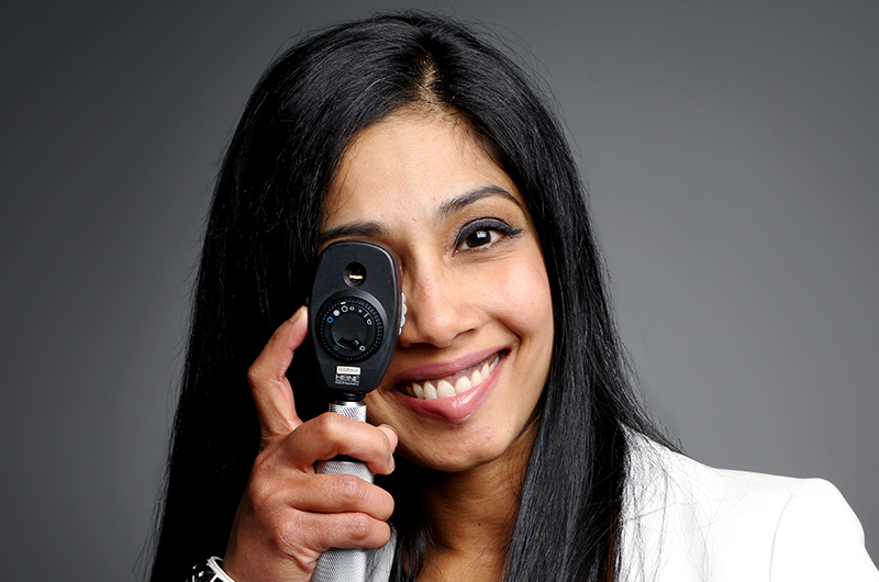Dre Harina Thyriar, optométriste